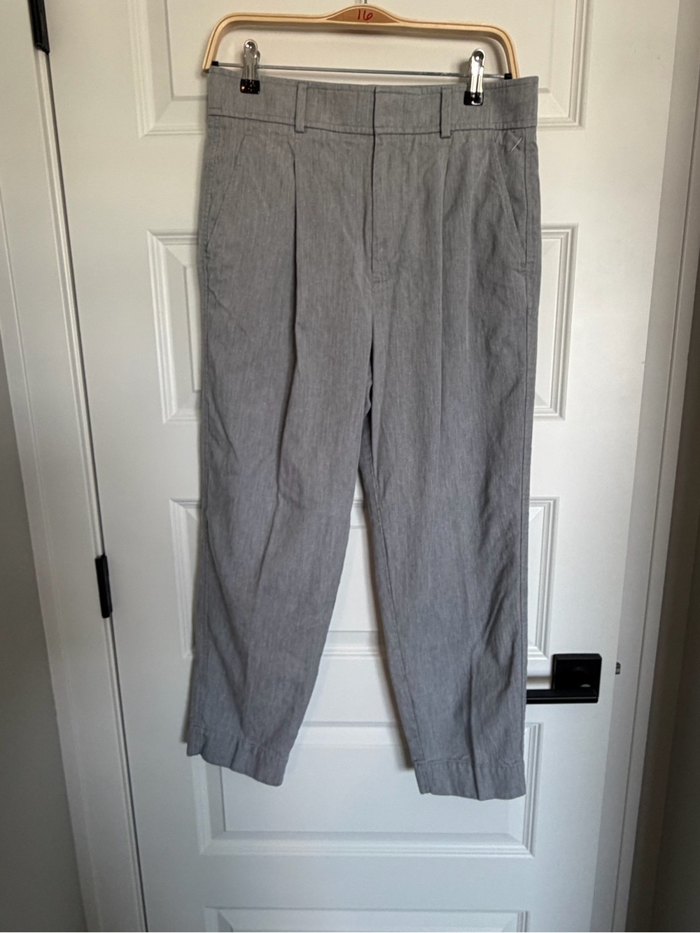 Everlane women’s  Gray Pleated Dress Trousers